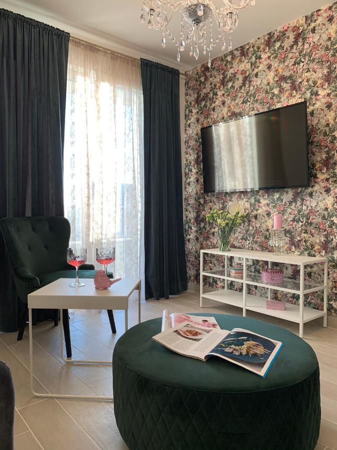Onavi Apartment *
