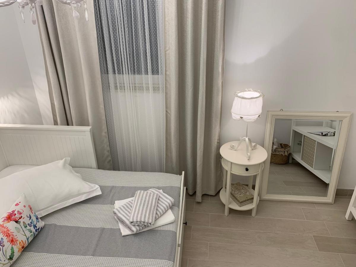 Onavi Makarska